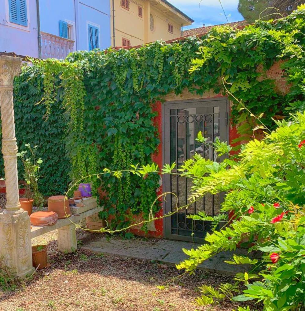 La Villa Dell'Orologio Santa Croce sullʼ Arno Esterno foto